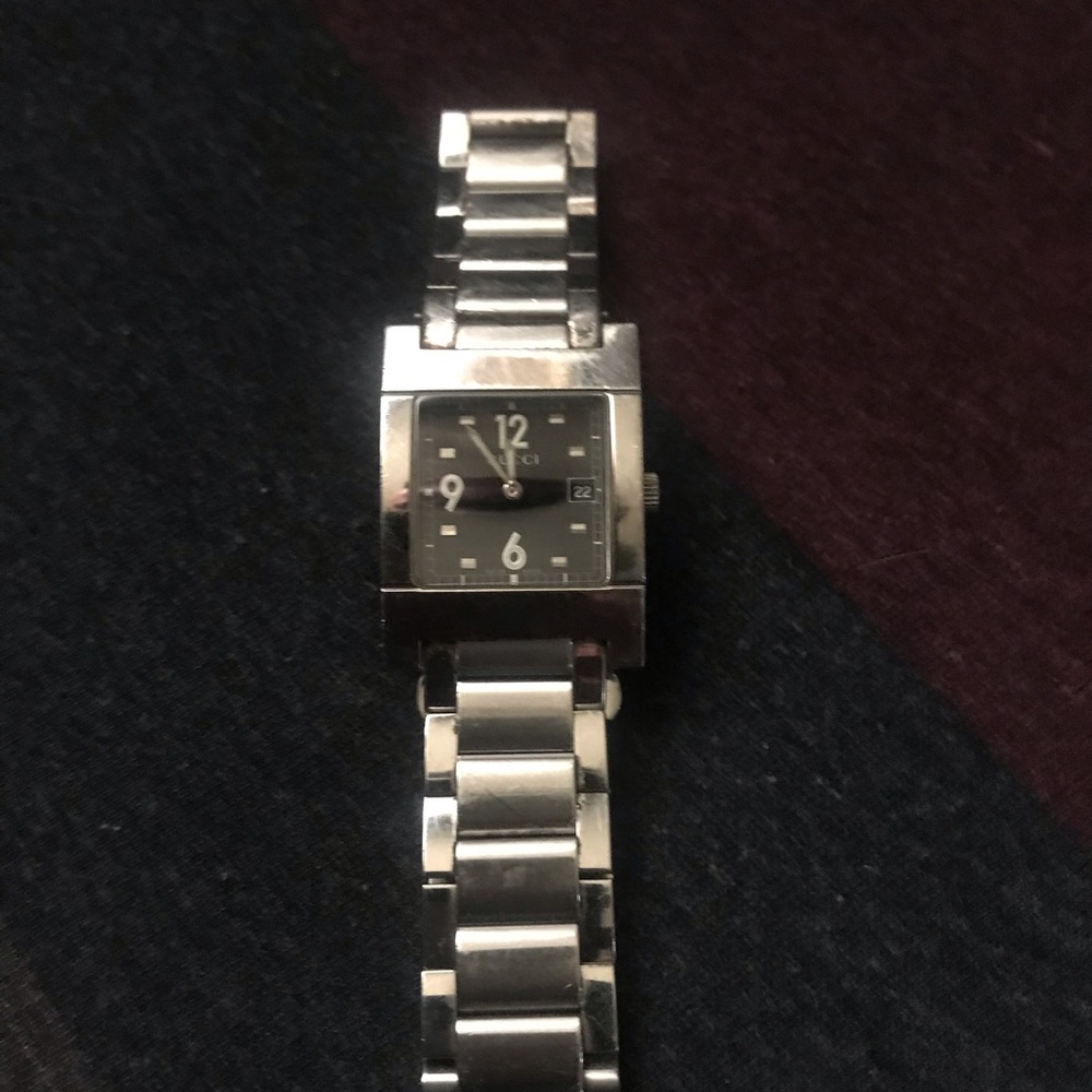 Gucci watch
